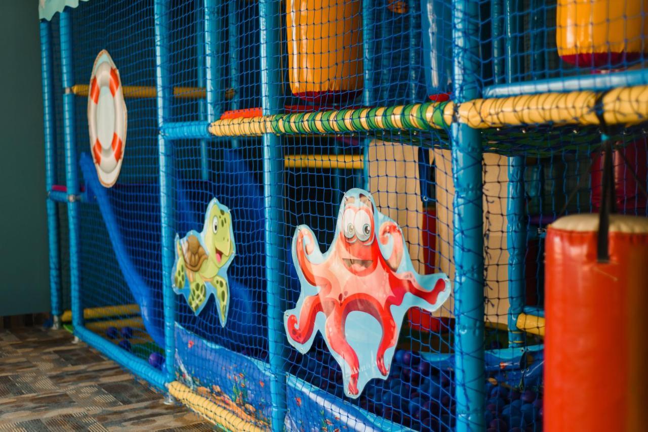 Aquamarine Family Club Hotel 4*